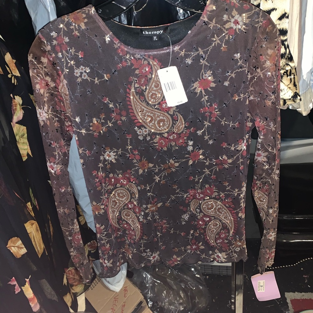 Therapy top with tags